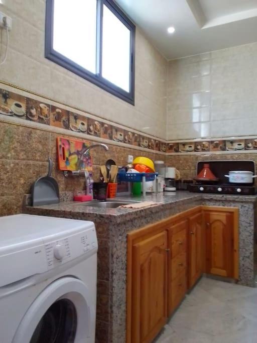 Bel De Avec Terrasse Et Balcon Apartment Agadir