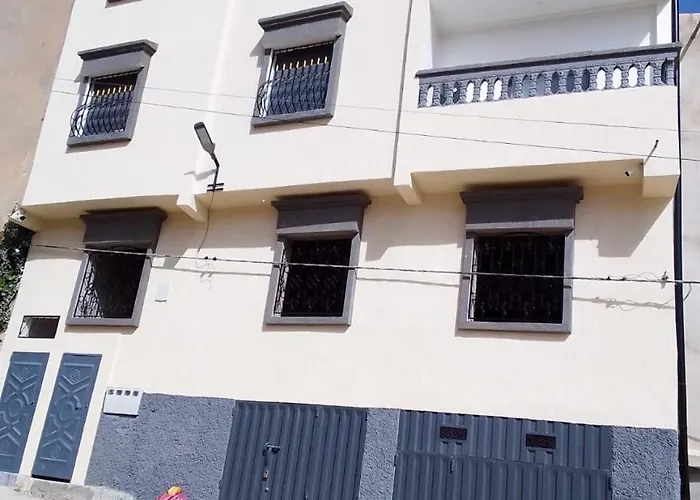 Bel Appartement De Vacances Avec Terrasse Et Balcon